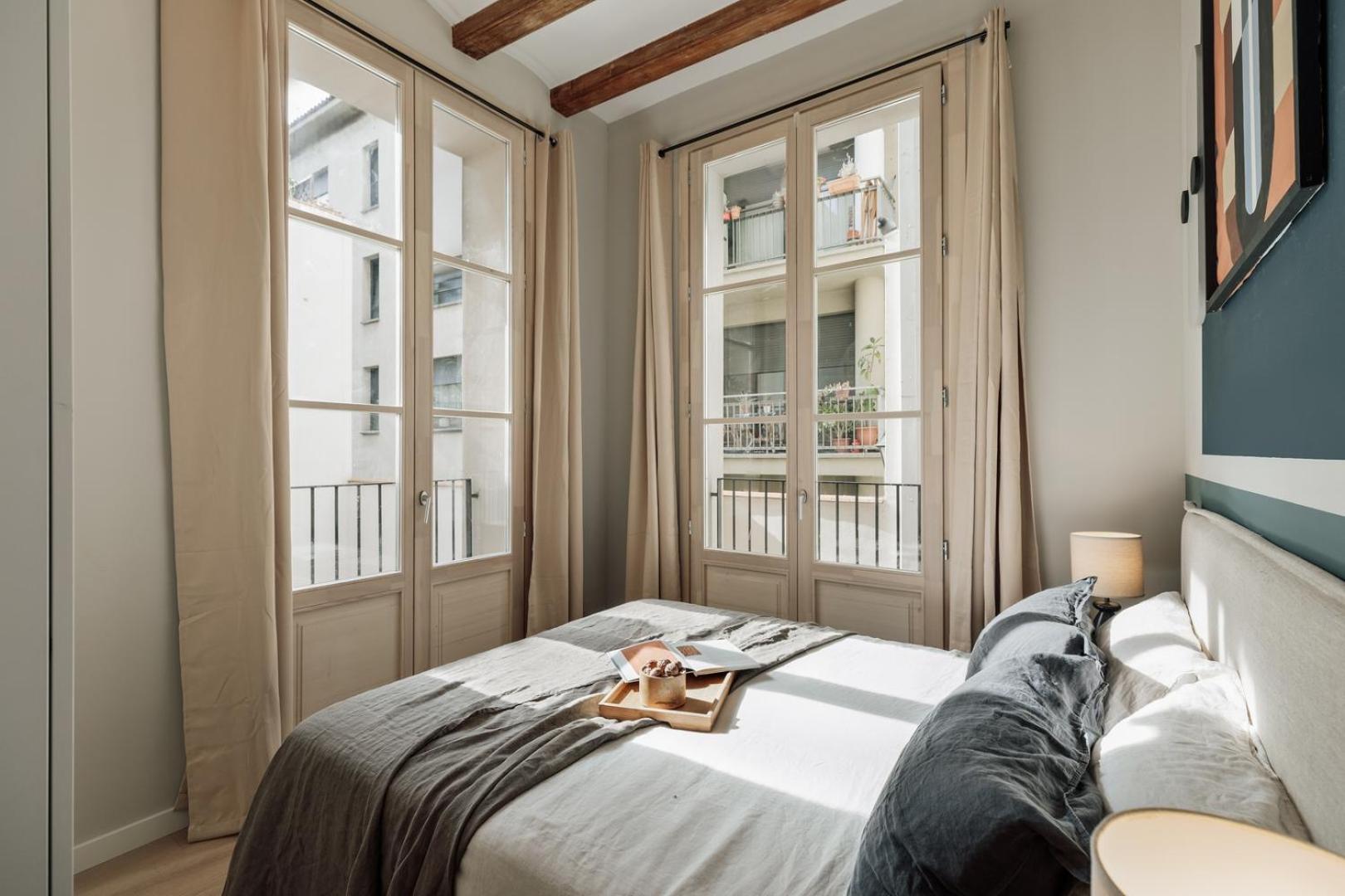 Cesme - 2 Bedrooms And Balcony In Sant Pere Apartment *
